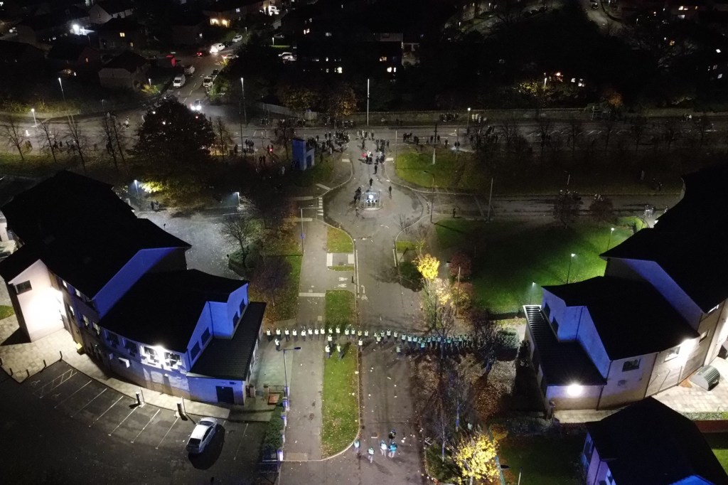 Edinburgh community descends into a Guy Fawkes war&nbsp;zone